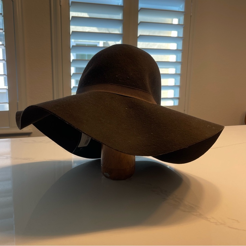 Lulu's Chic Dark Brown Floppy Hat